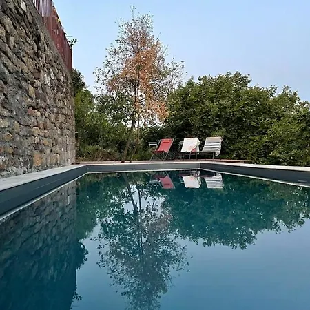 Holiday Chateau Castelnau